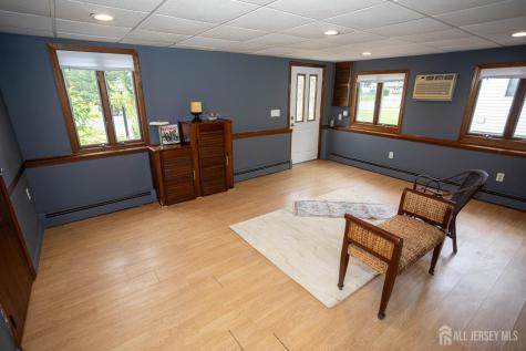 8 Stony Road Edison NJ 08817