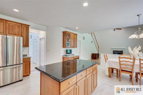 21 Courtside Lane South Brunswick NJ 08540