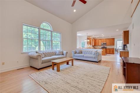21 Courtside Lane South Brunswick NJ 08540