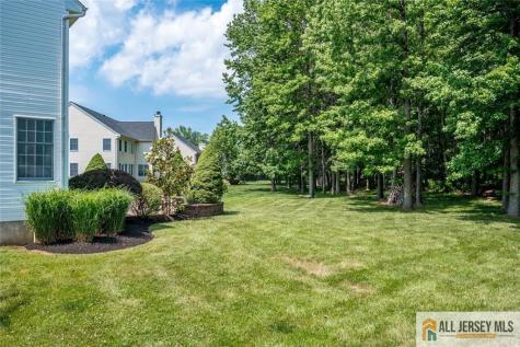 21 Courtside Lane South Brunswick NJ 08540