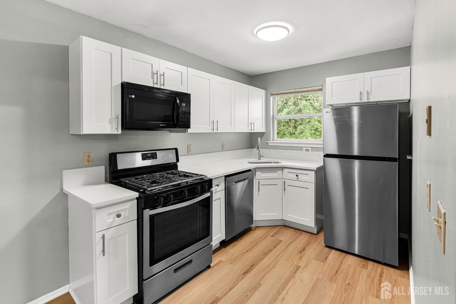 351 Ventnor Court Piscataway NJ 08854