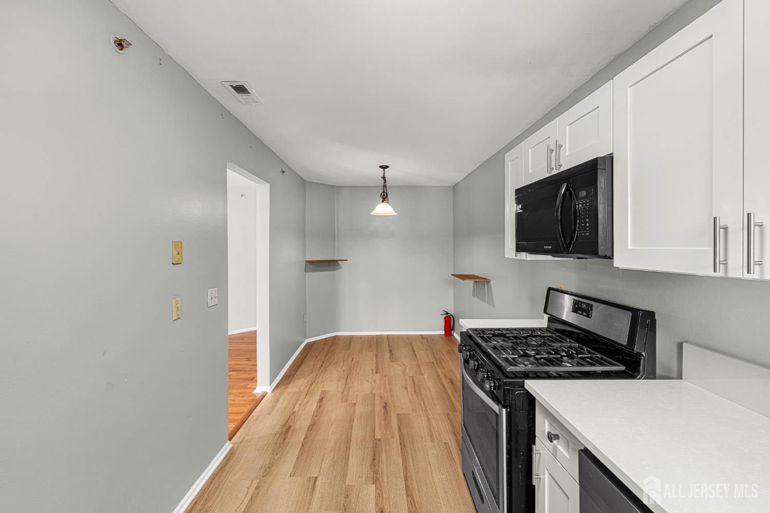 351 Ventnor Court Piscataway NJ 08854