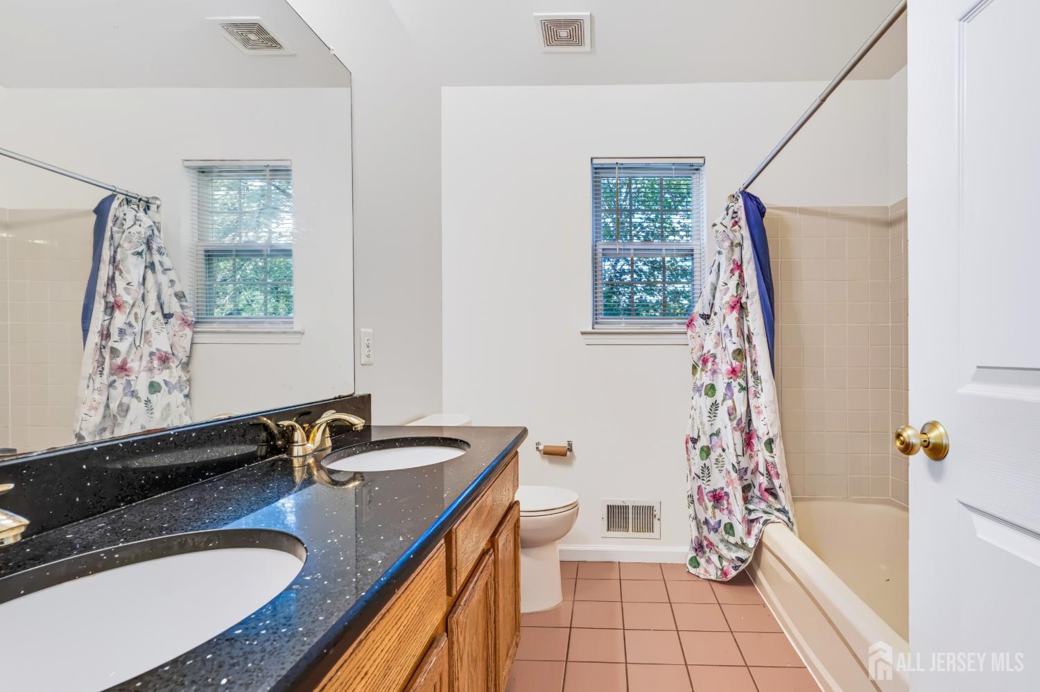 47 Avenue G Avenue Monroe NJ 08831