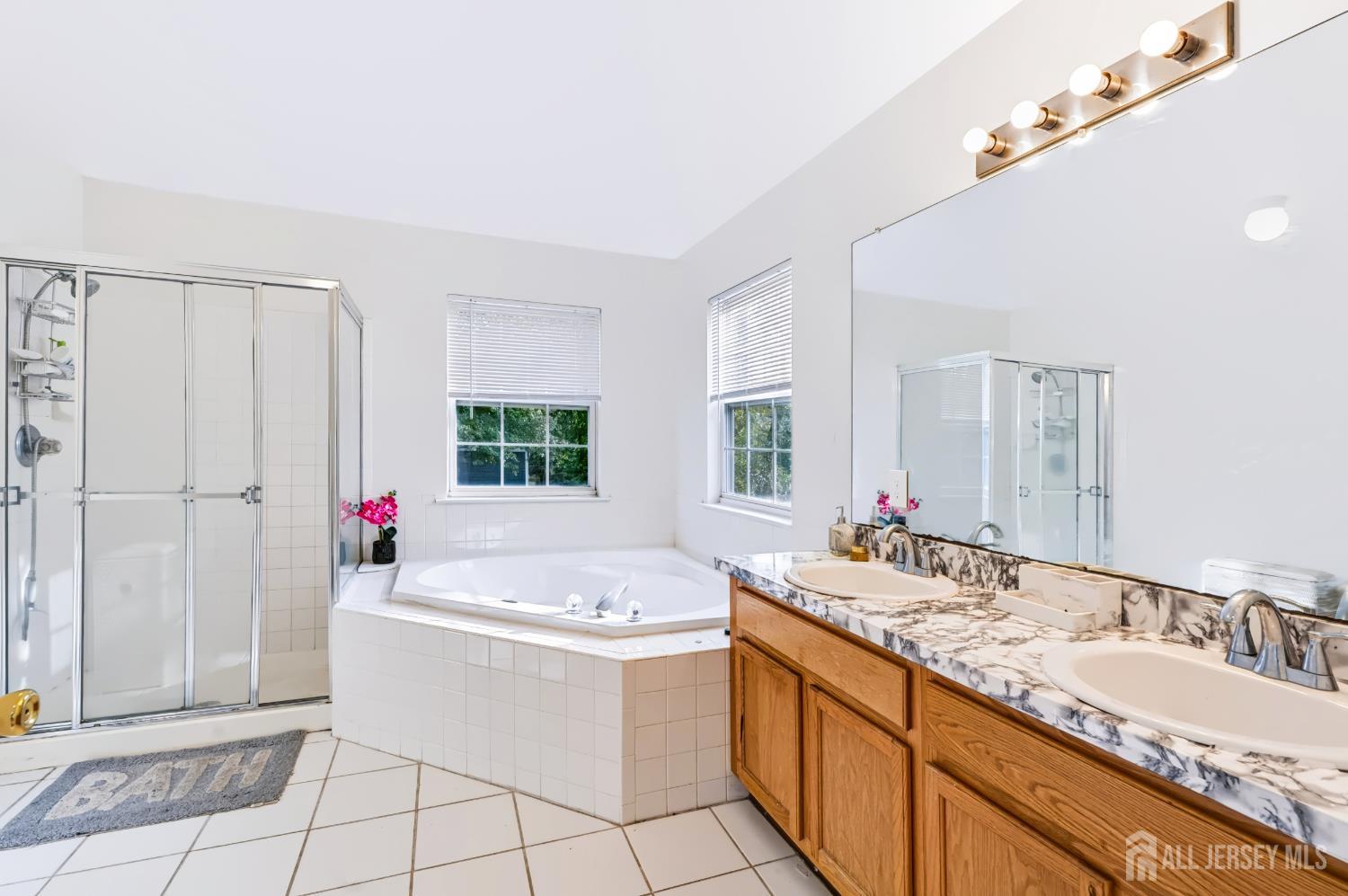 47 Avenue G Avenue Monroe NJ 08831