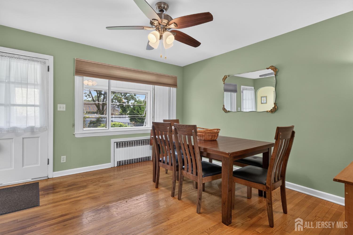 952 Cranbury Cross Road North Brunswick NJ 08902