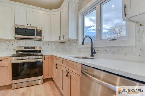 3 Lyons Street South River NJ 08882