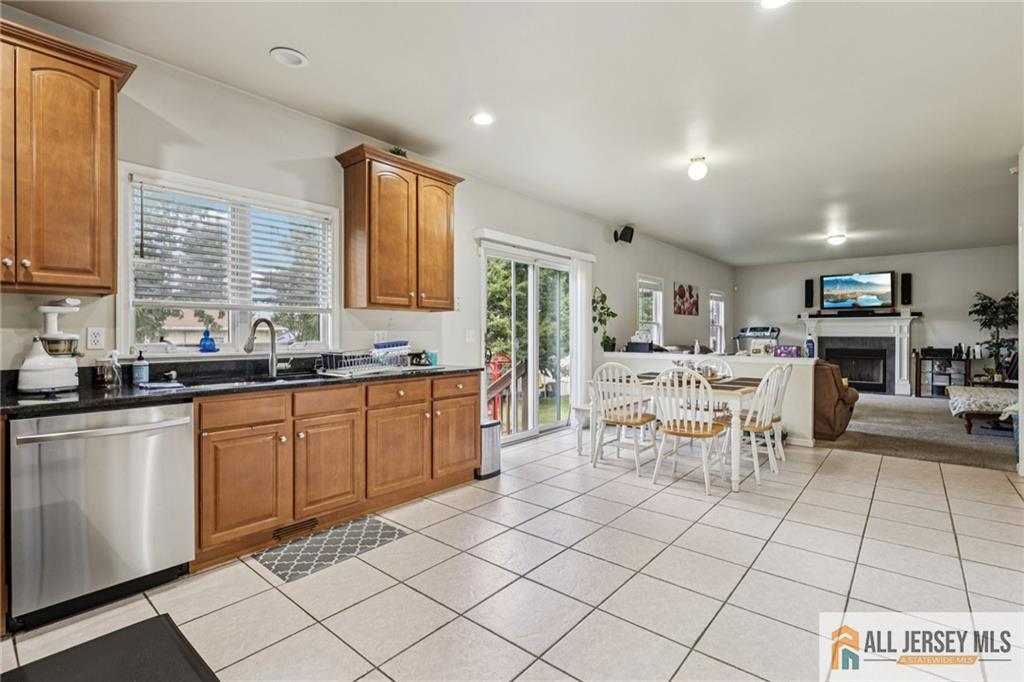 150 Carolyn Avenue Colonia NJ 07067