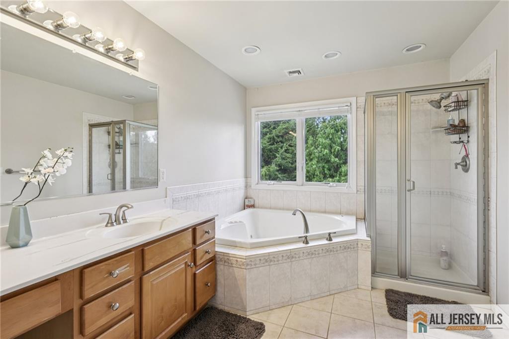 150 Carolyn Avenue Colonia NJ 07067