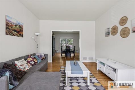 150 Carolyn Avenue Colonia NJ 07067