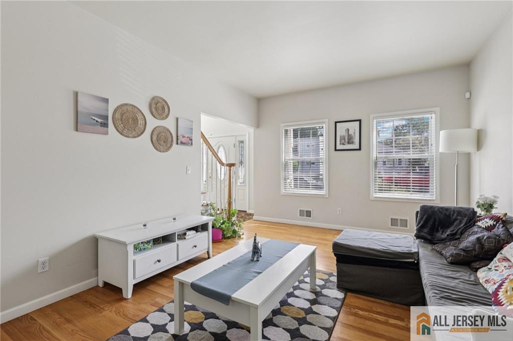 150 Carolyn Avenue Colonia NJ 07067