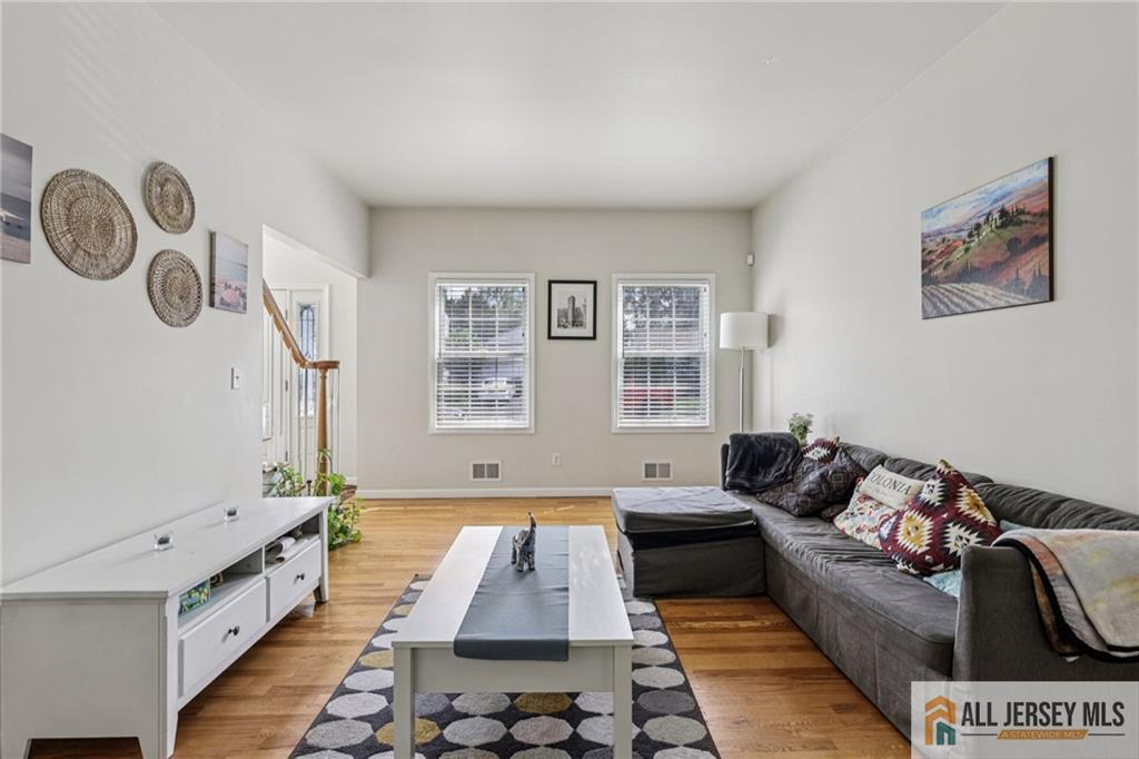 150 Carolyn Avenue Colonia NJ 07067