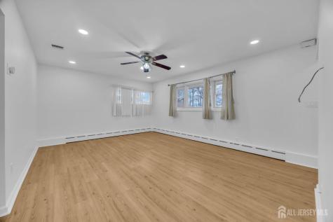 120 Winthrop Road Edison NJ 08817