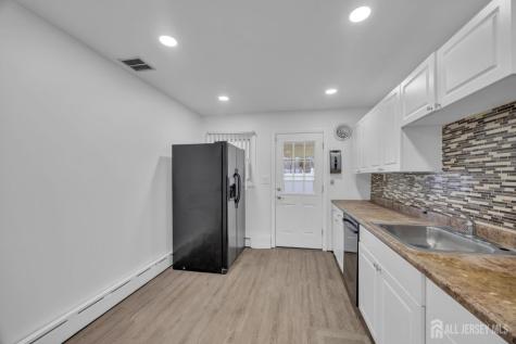 120 Winthrop Road Edison NJ 08817