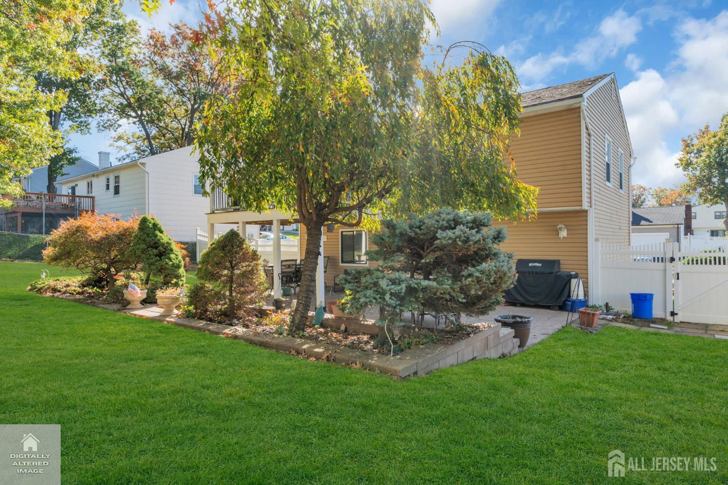 7 Thomas Avenue Sayreville NJ 08879