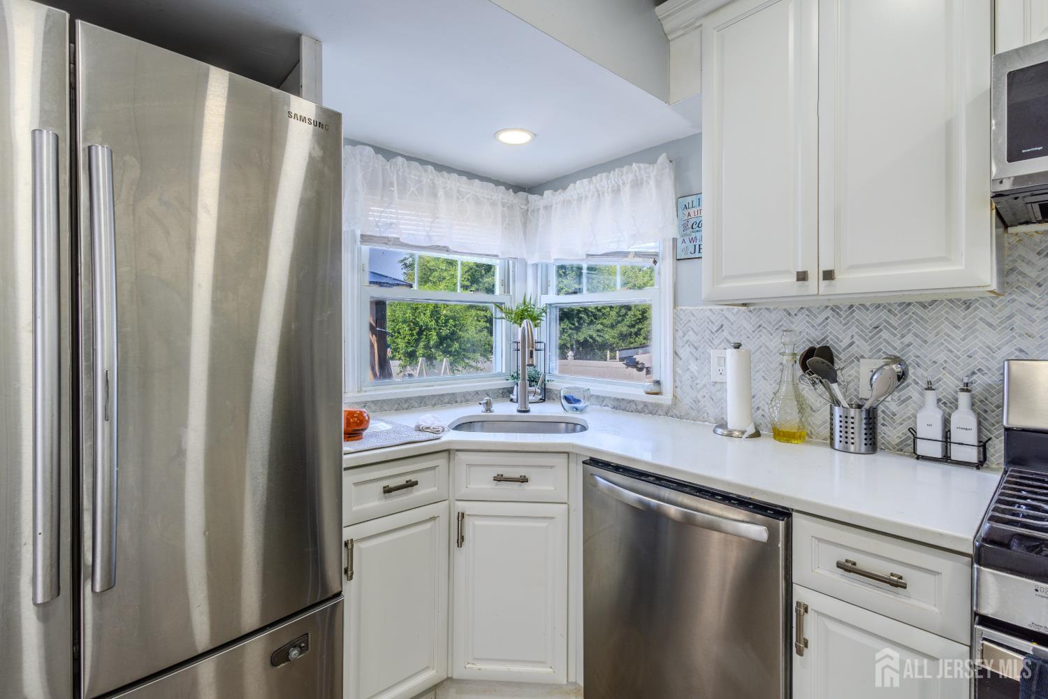 113 S Mckinley Avenue Iselin NJ 08830