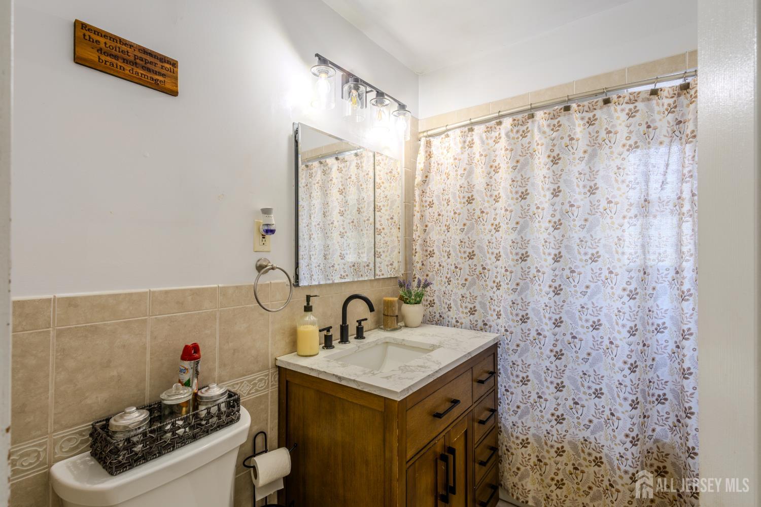 113 S Mckinley Avenue Iselin NJ 08830