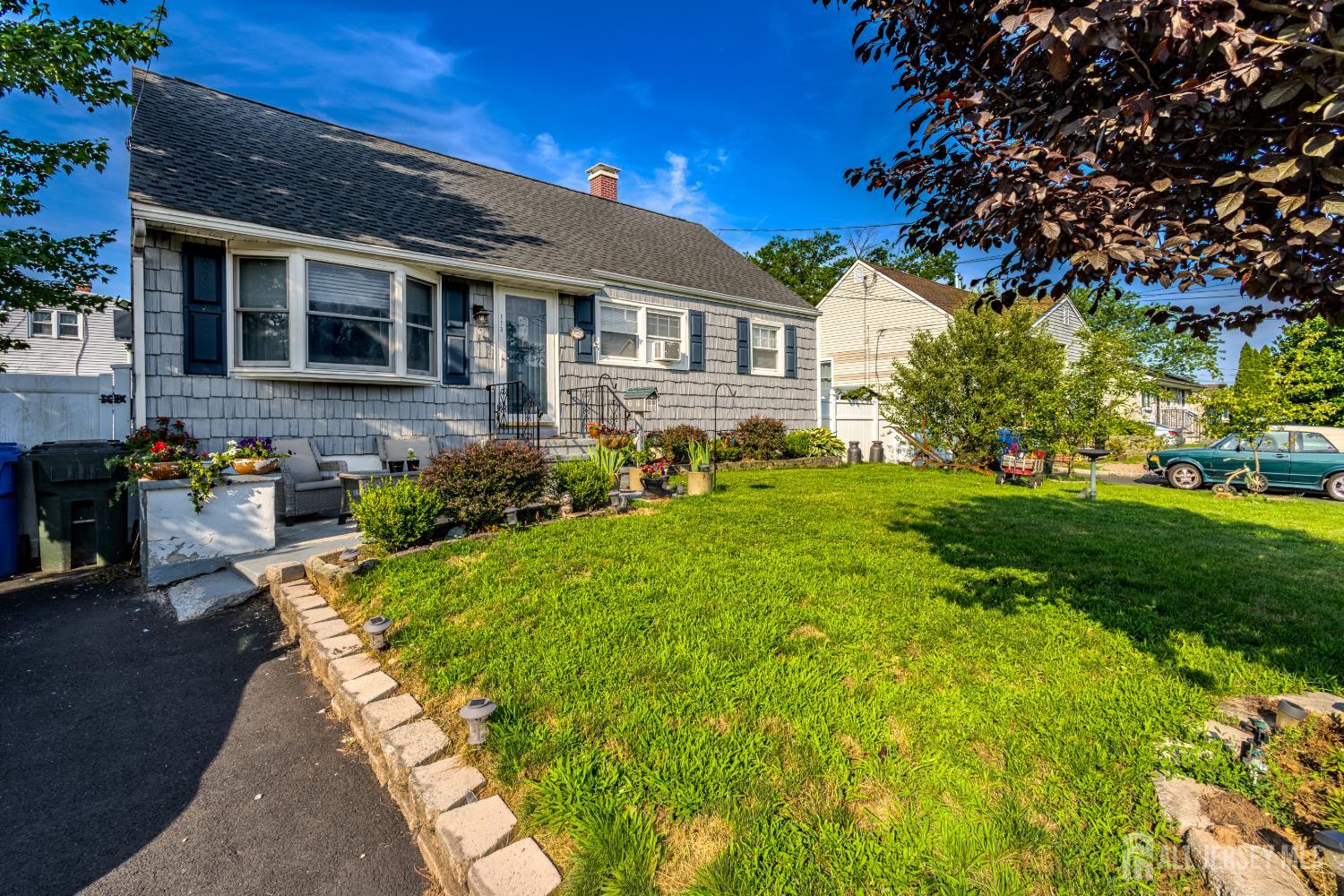 113 S Mckinley Avenue Iselin NJ 08830