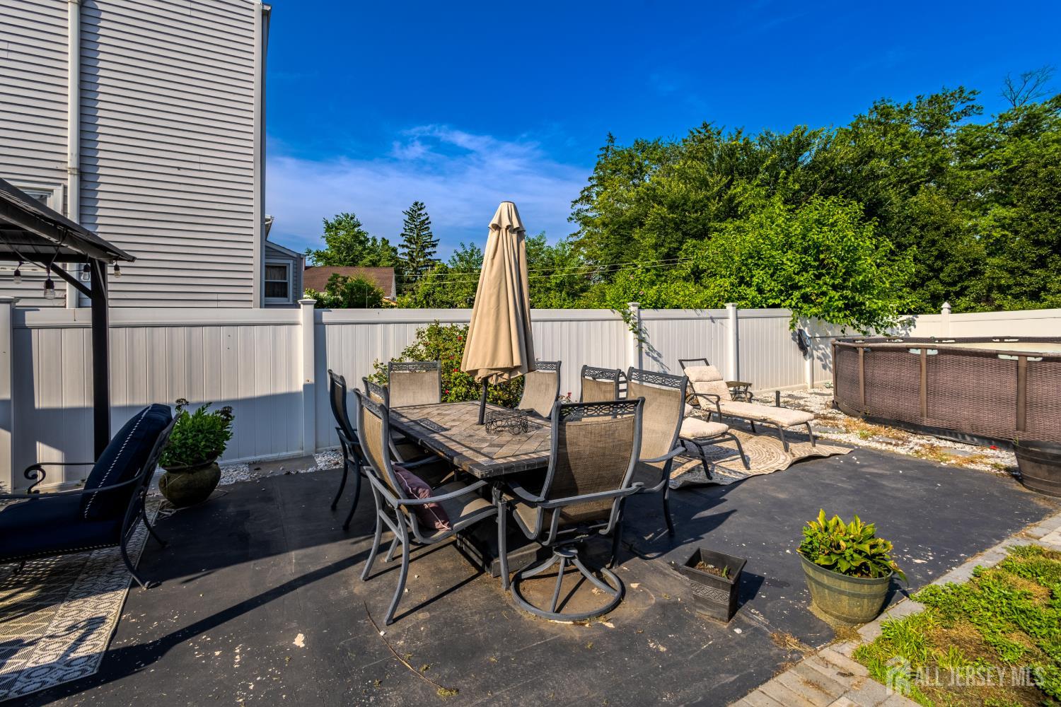113 S Mckinley Avenue Iselin NJ 08830