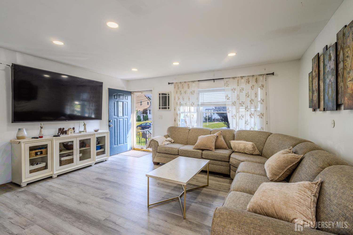 113 S Mckinley Avenue Iselin NJ 08830