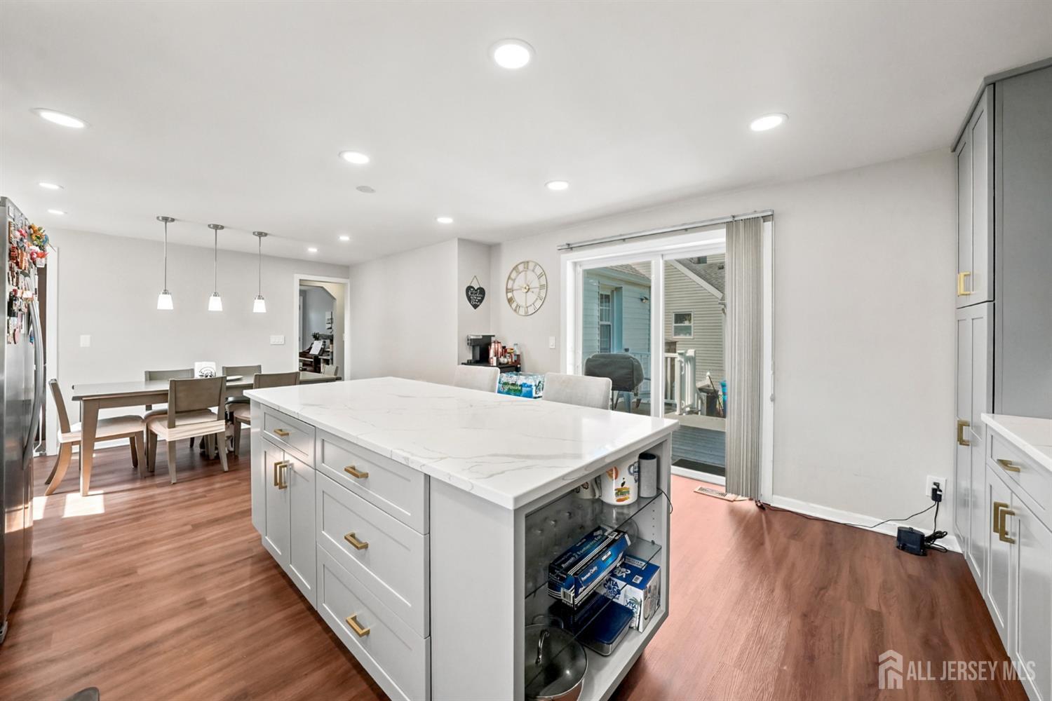 212 Stephenson Avenue Middlesex NJ 08846