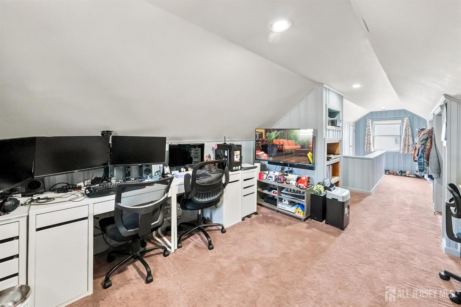 212 Stephenson Avenue Middlesex NJ 08846