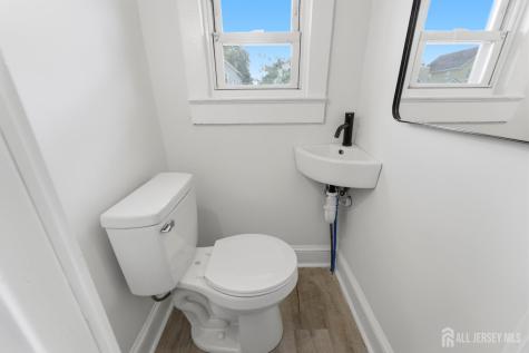 11 Jean Court Woodbridge Proper NJ 07095