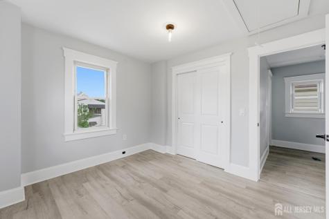 11 Jean Court Woodbridge Proper NJ 07095