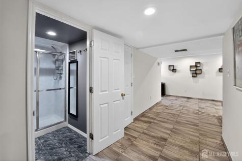 17 Willow Drive Old Bridge NJ 08857