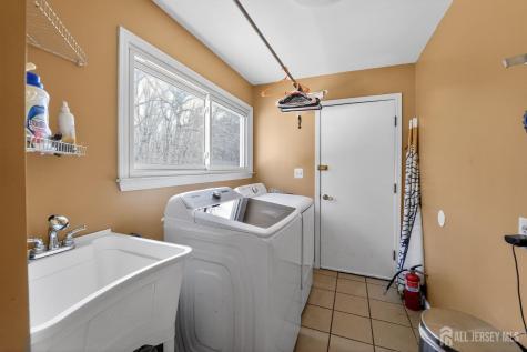 17 Willow Drive Old Bridge NJ 08857
