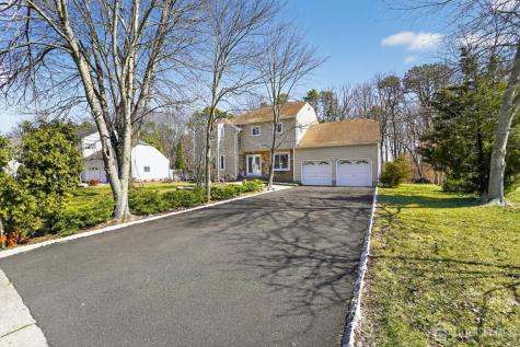 17 Willow Drive Old Bridge NJ 08857