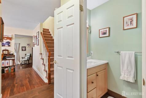 45 Brookview Circle Jamesburg NJ 08831