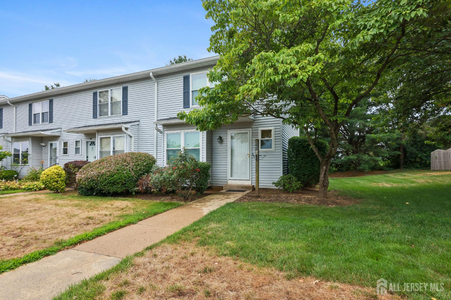 45 Brookview Circle Jamesburg NJ 08831