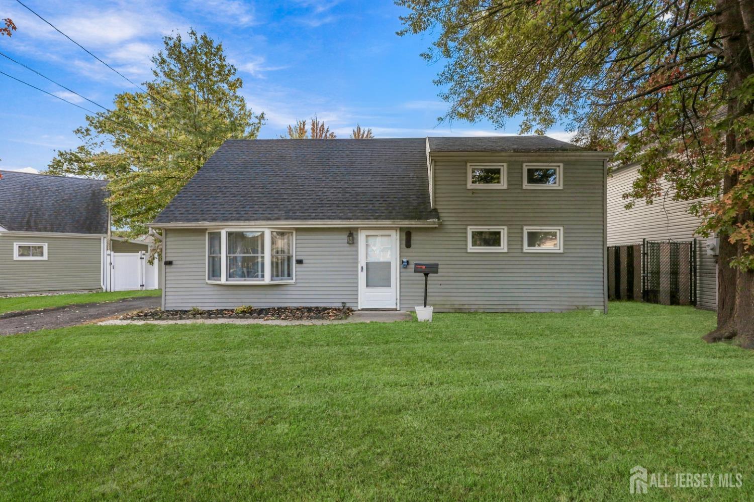 19 David Court Colonia NJ 07067