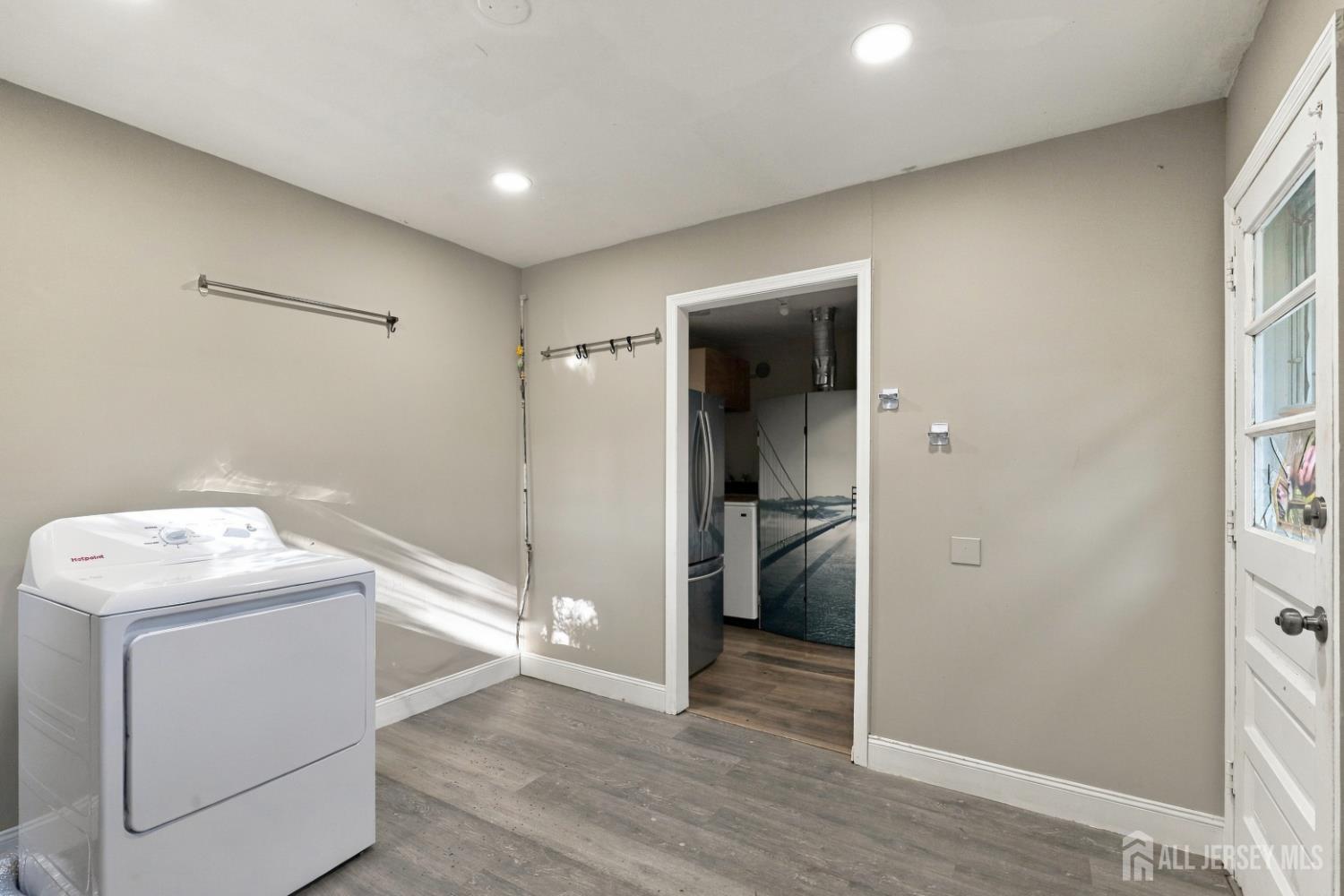 19 David Court Colonia NJ 07067