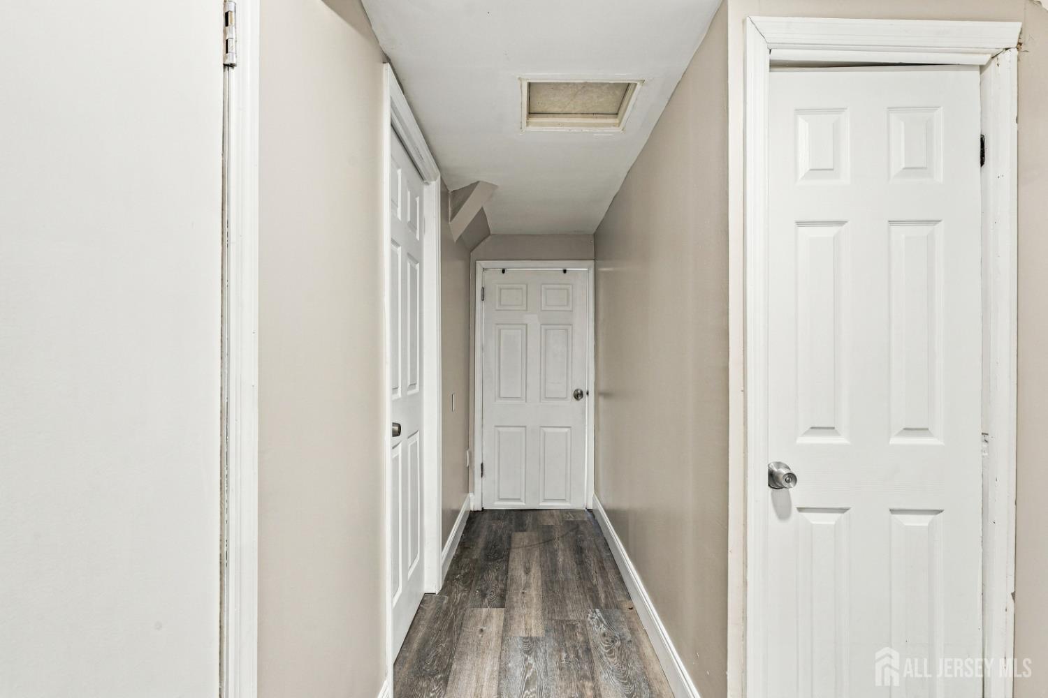 19 David Court Colonia NJ 07067