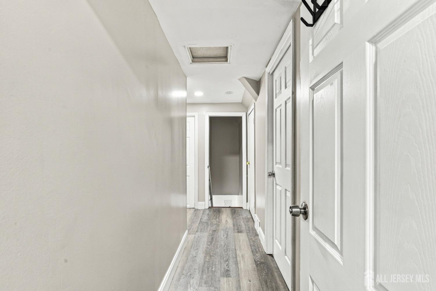 19 David Court Colonia NJ 07067