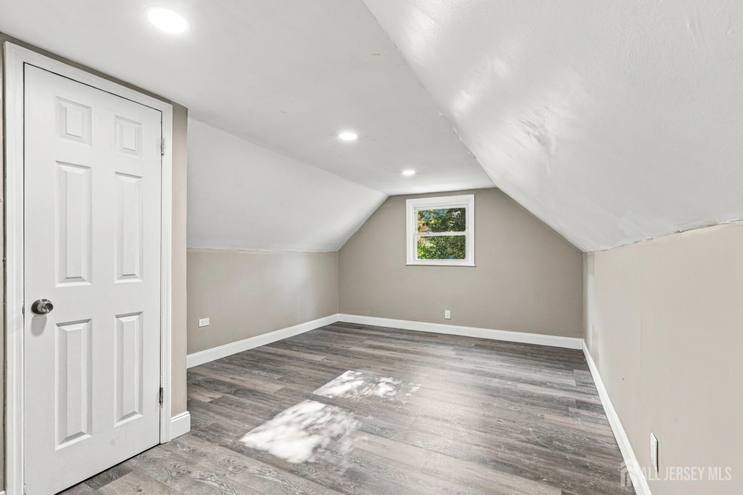 19 David Court Colonia NJ 07067