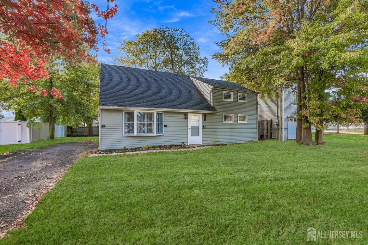 19 David Court Colonia NJ 07067