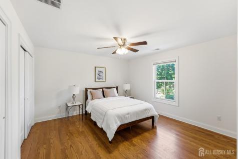 26 Washington Place Metuchen NJ 08840