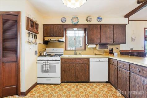 131 Maple Place South Plainfield NJ 07080