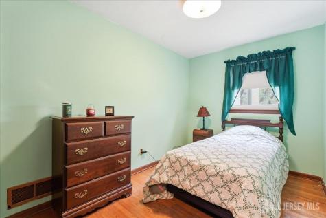 131 Maple Place South Plainfield NJ 07080