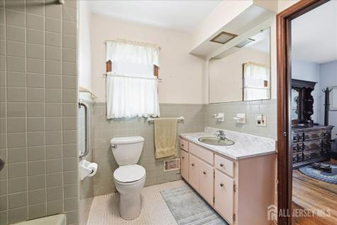 131 Maple Place South Plainfield NJ 07080