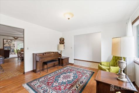 131 Maple Place South Plainfield NJ 07080