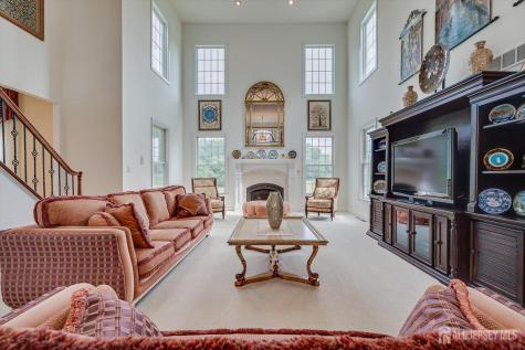 8 Windhaven Court Monroe NJ 08831