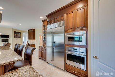 8 Windhaven Court Monroe NJ 08831