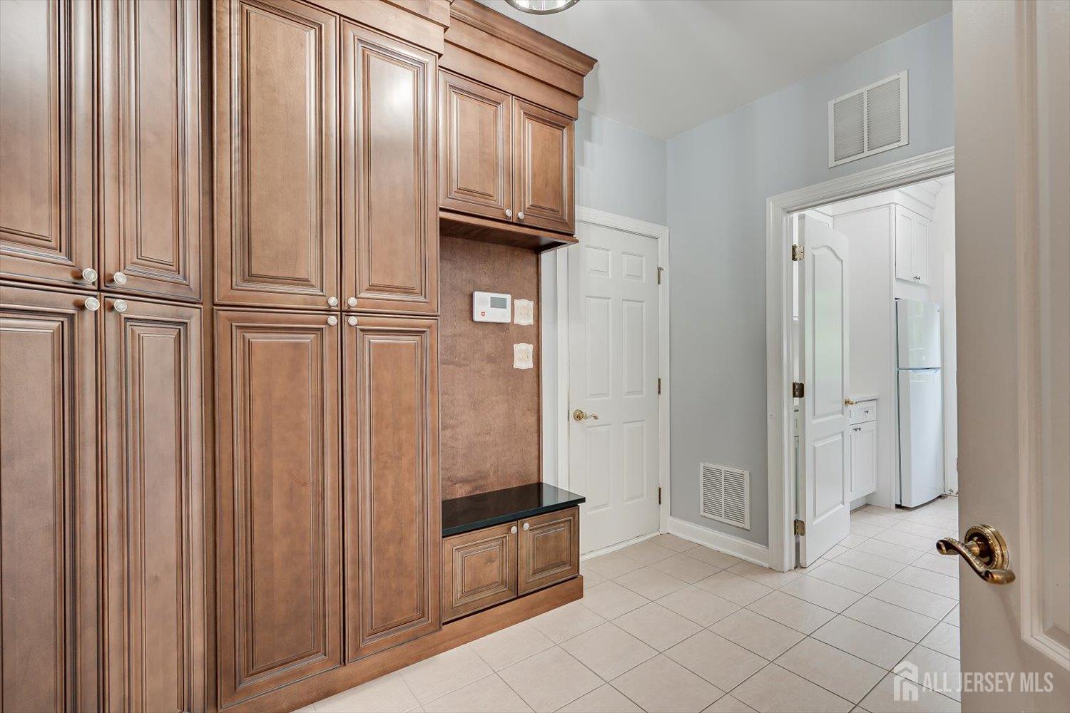 8 Windhaven Court Monroe NJ 08831