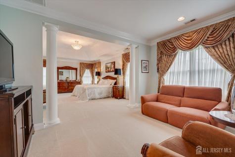 8 Windhaven Court Monroe NJ 08831
