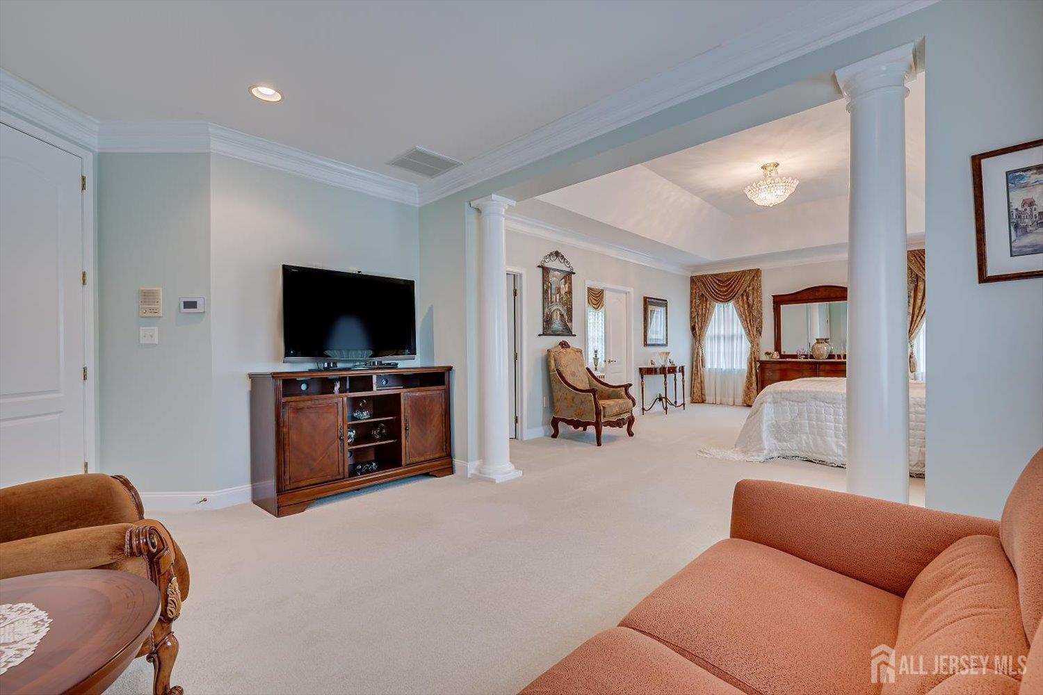8 Windhaven Court Monroe NJ 08831