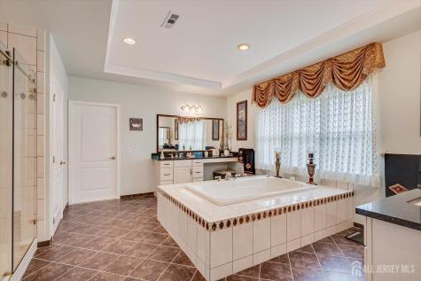 8 Windhaven Court Monroe NJ 08831