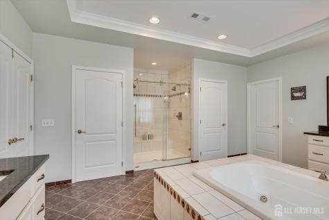 8 Windhaven Court Monroe NJ 08831